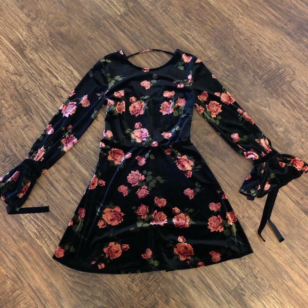 Long sleep dress